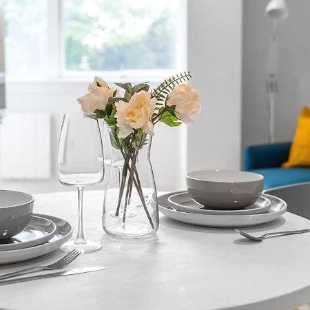 Livestay-Modern Apartments Next To Wembley Stadium 런던 외부 사진