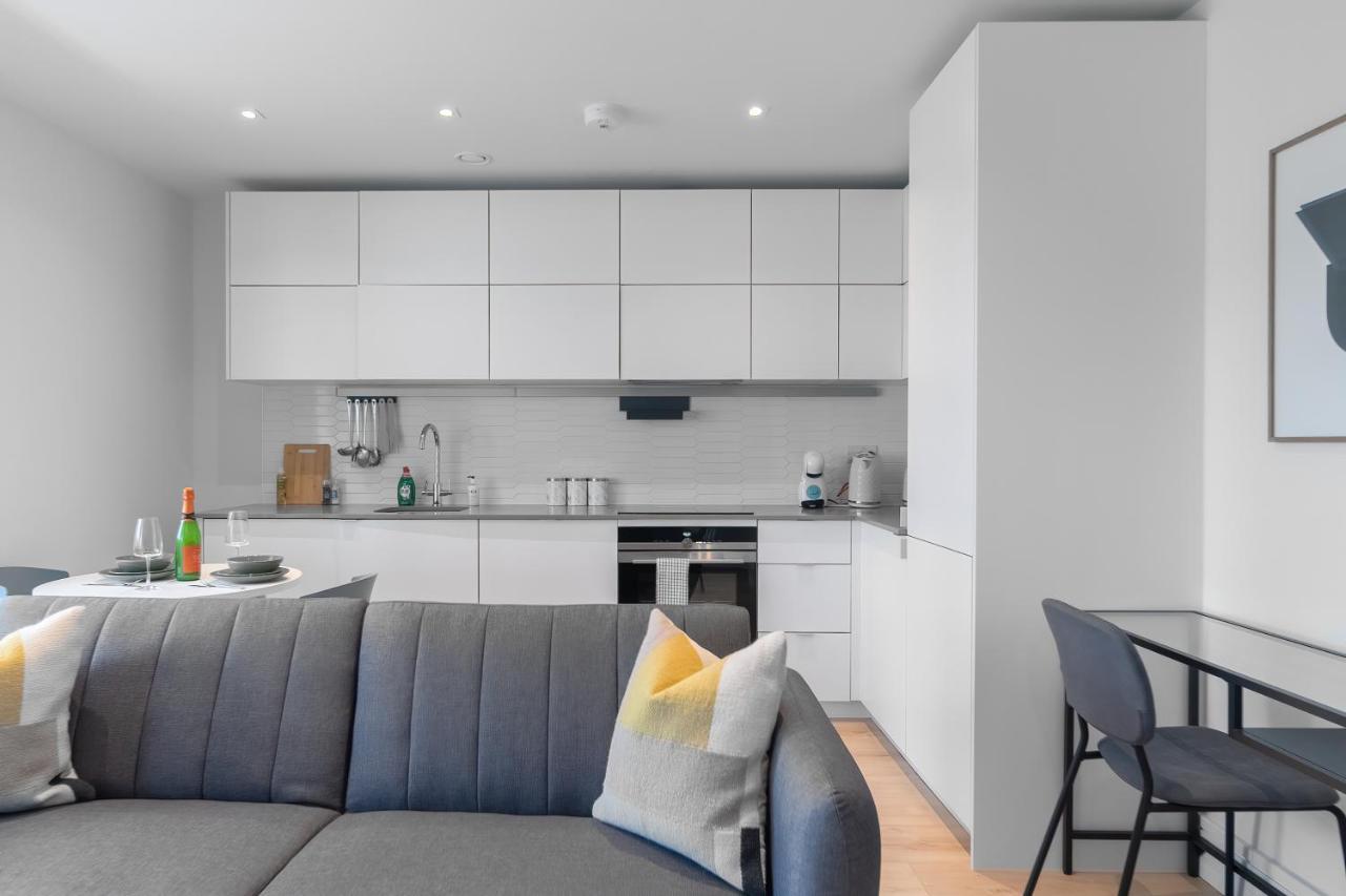Livestay-Modern Apartments Next To Wembley Stadium 런던 외부 사진